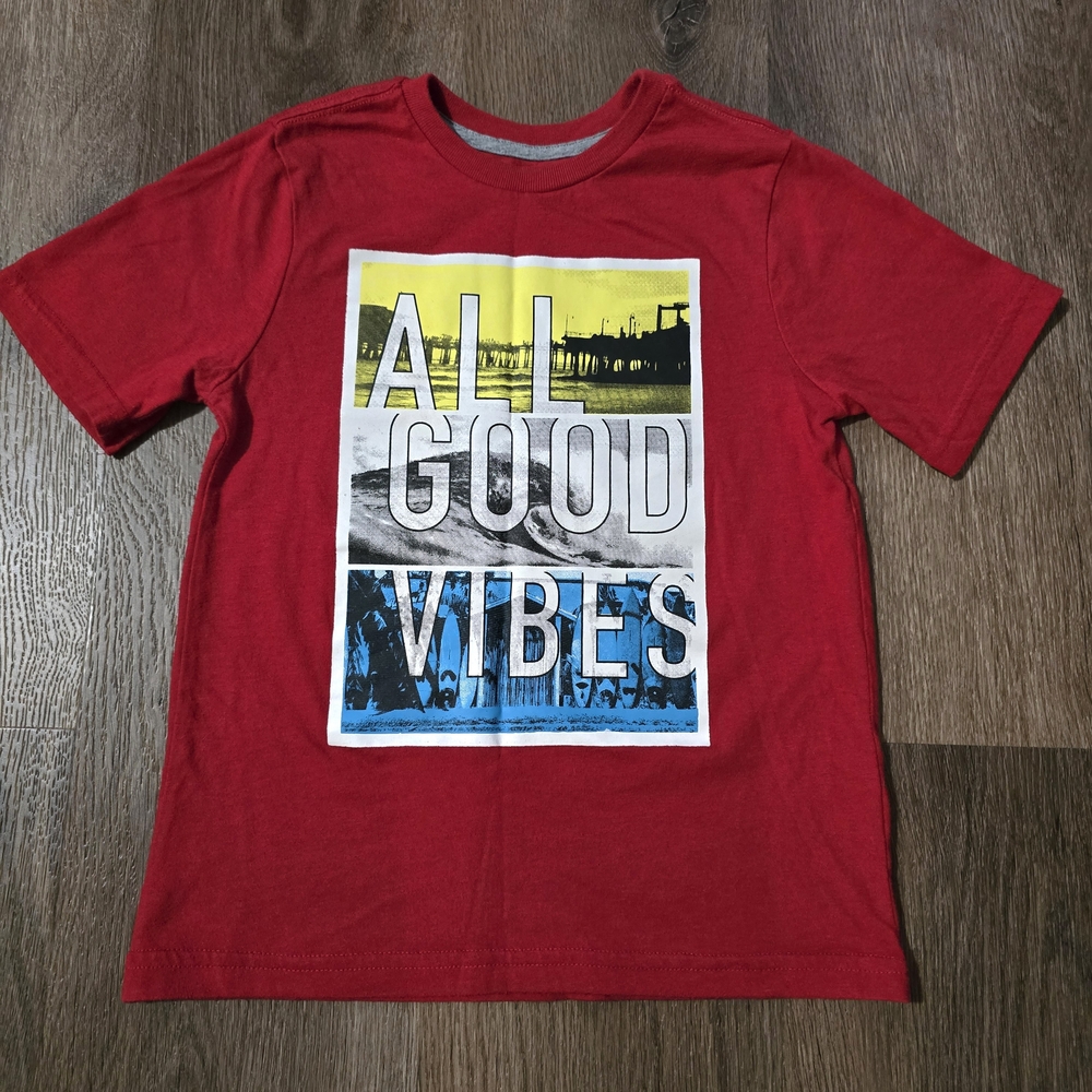 Boys‎ All Good Vibes Red Surf Short Sleeve Graphic Tee Size 8 Medium